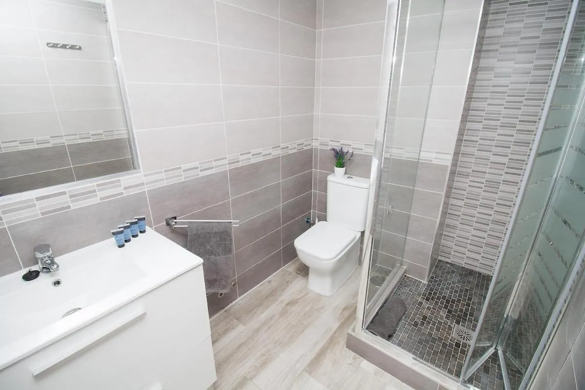 C70 - Classy 4 Bedrooms Apartment Málaga Spagna